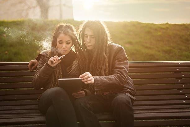 Entdecken Sie die Vielfalt von E-Liquid und base liquid e zigarette für das optimale Dampferlebnis Entdecken Sie die Vielfalt von E-Liquid und base liquid e zigarette für das optimale Dampferlebnis