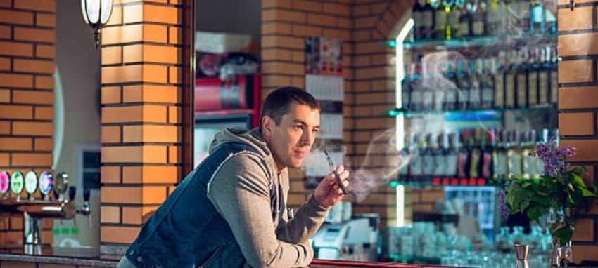 Egyszerhasználatos E-Cigaretta und e zigarette mit 12000 zügen im direkten Vergleich - Leistung, Geschmack und Kaufempfehlung