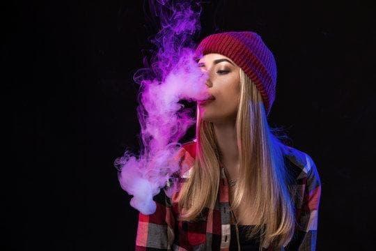 e-cigarettes Trend 2025 – Ein e shisha kopf für wasserpfeife als smarter Ersatz für klassische Köpfe